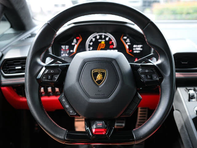 2021 Lamborghini Huracan - Image 17 of 31