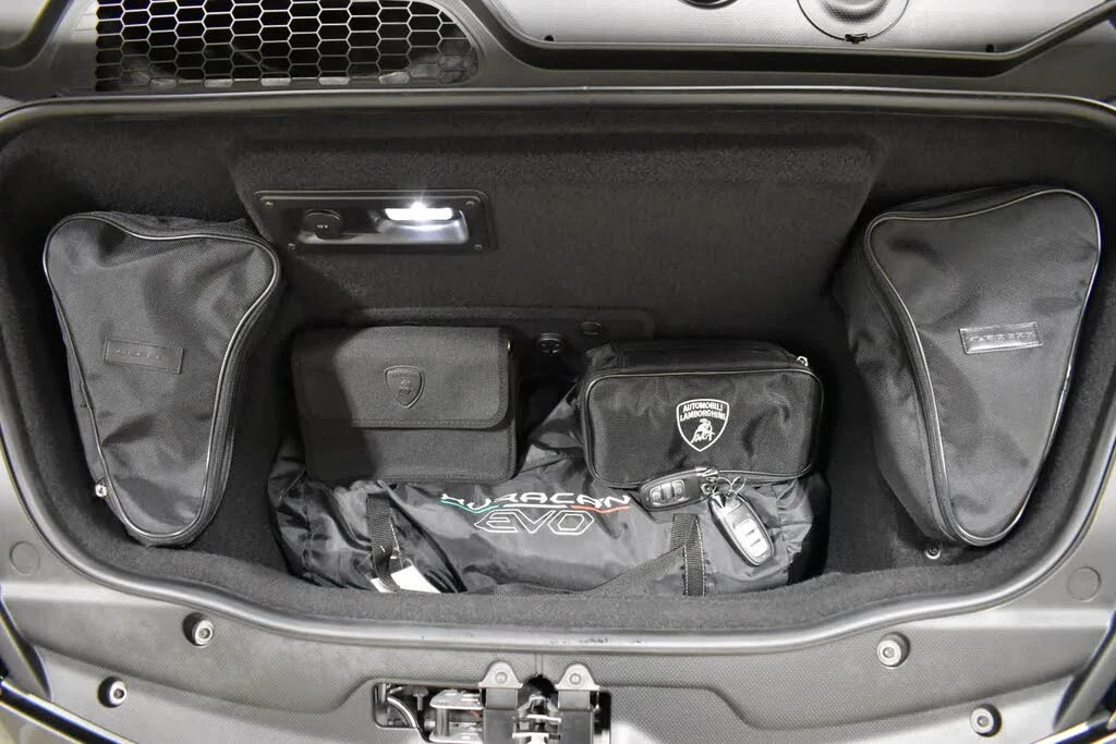 2021 Lamborghini Huracan - Image 27 of 28