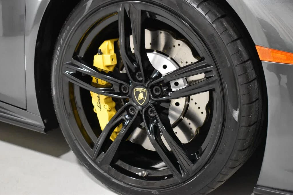 2021 Lamborghini Huracan - Image 13 of 28