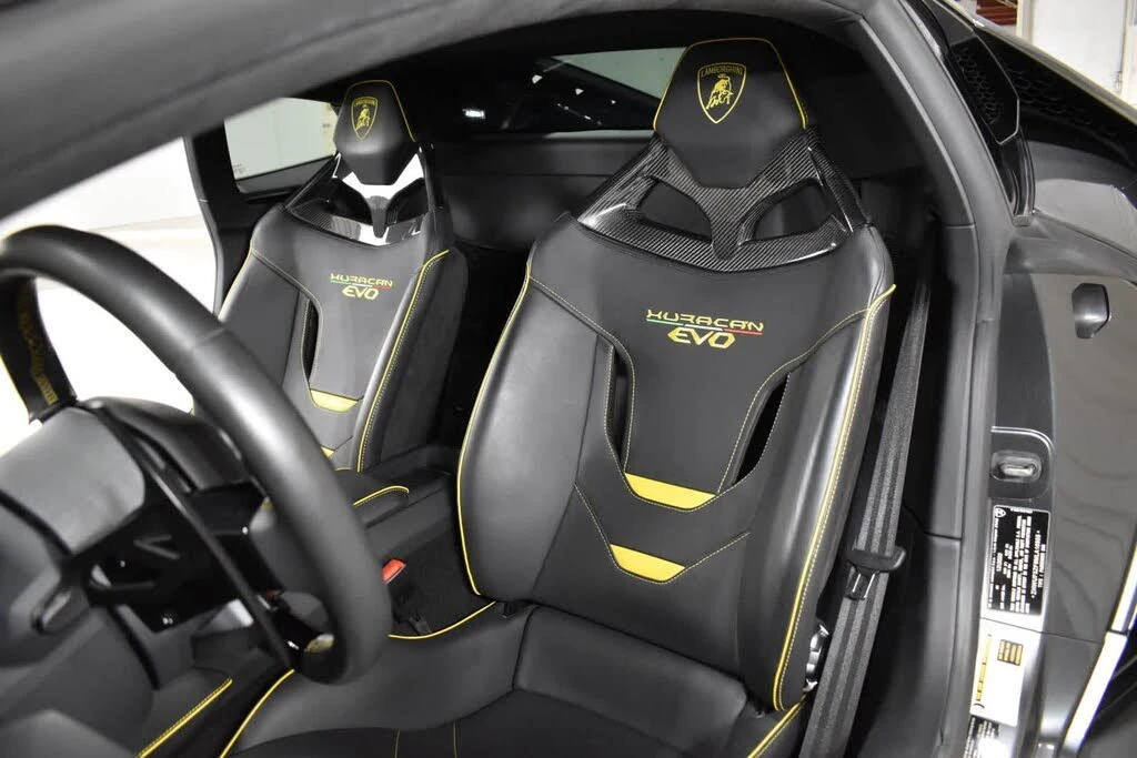 2021 Lamborghini Huracan - Image 25 of 28