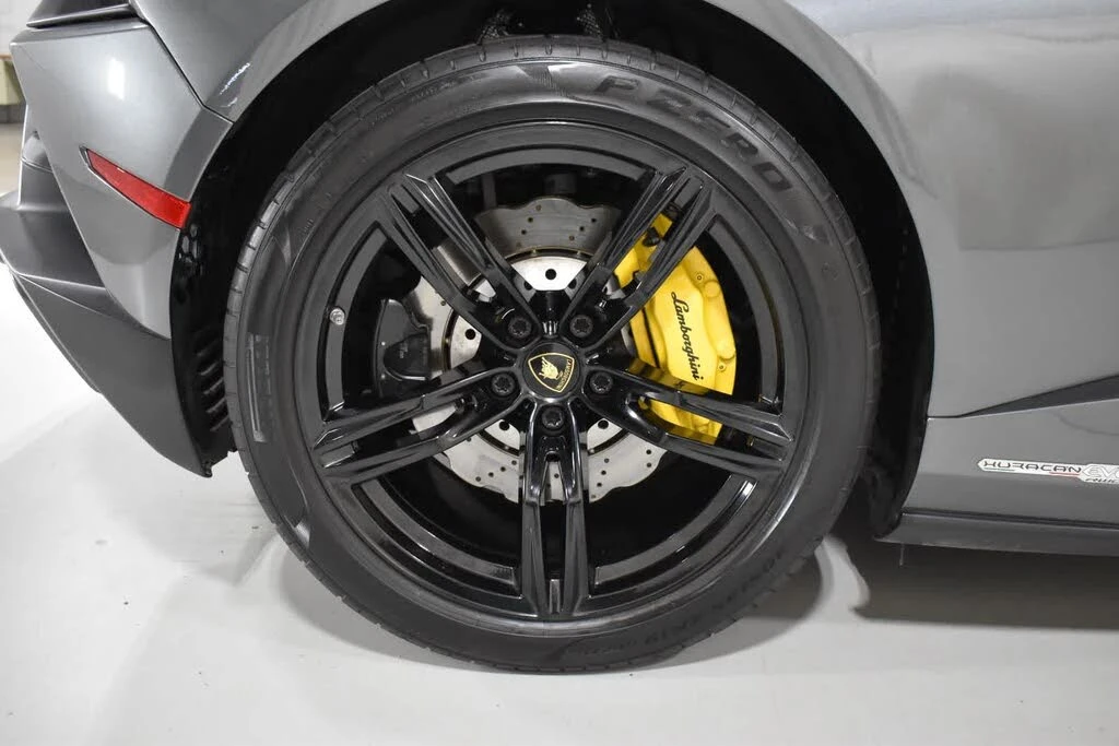 2021 Lamborghini Huracan - Image 12 of 28