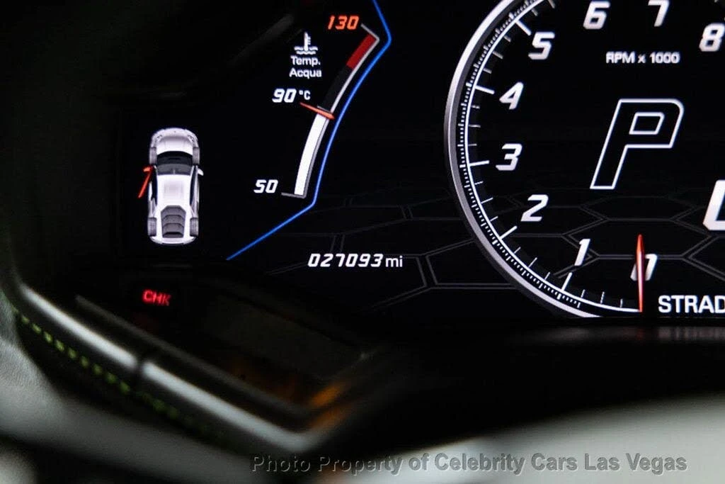 2021 Lamborghini Huracan - Image 14 of 31