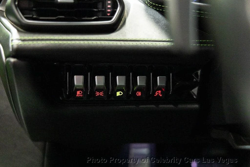 2021 Lamborghini Huracan - Image 16 of 31