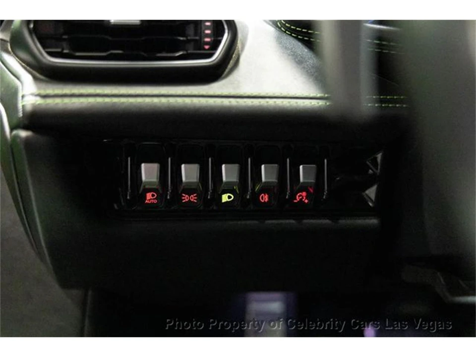 2021 Lamborghini Huracan - Image 16 of 31