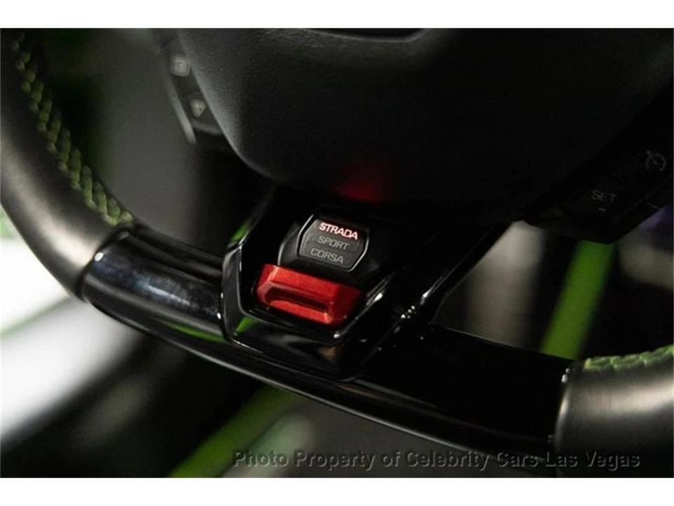 2021 Lamborghini Huracan - Image 12 of 31
