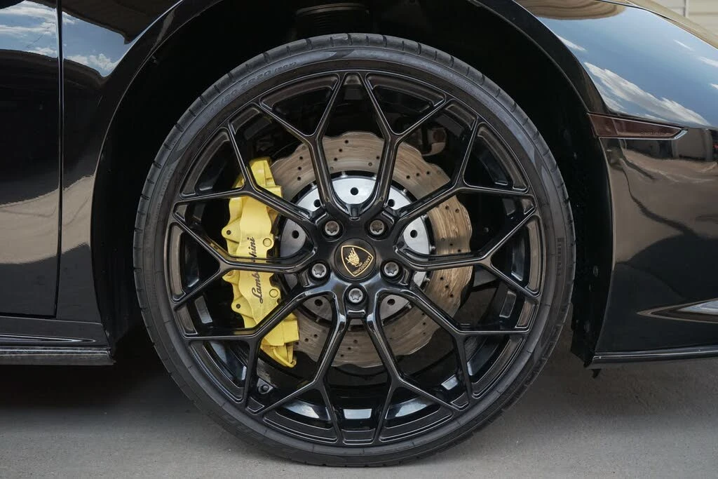 2021 Lamborghini Huracan - Image 22 of 23
