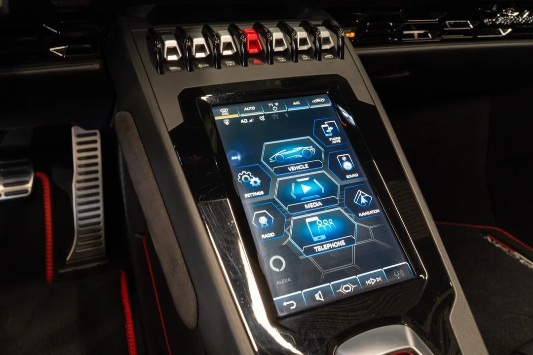 2021 Lamborghini Huracan - Image 7 of 21