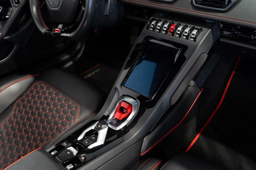 2021 Lamborghini Huracan - Image 11 of 21