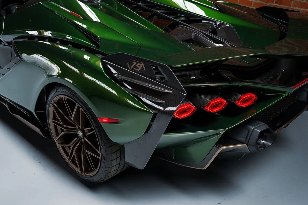 2021 Lamborghini Sian FKP 37 - Image 29 of 31
