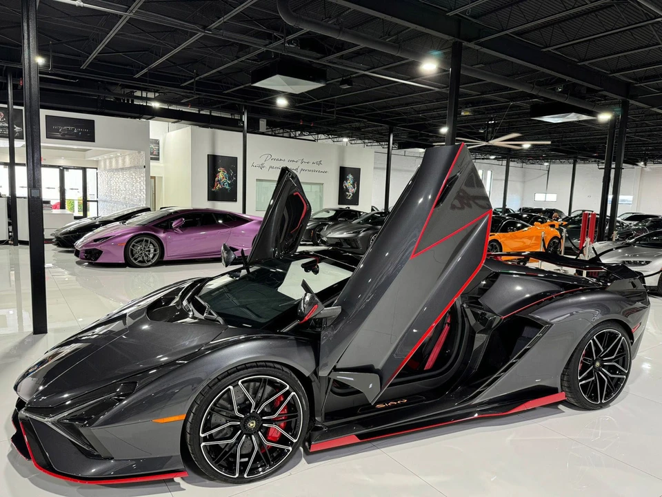 2021 Lamborghini Sian FKP 37 - Image 11 of 31