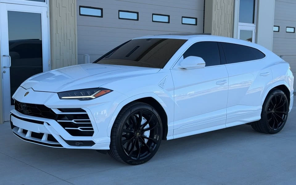 2021 Lamborghini Urus - Image 3 of 17