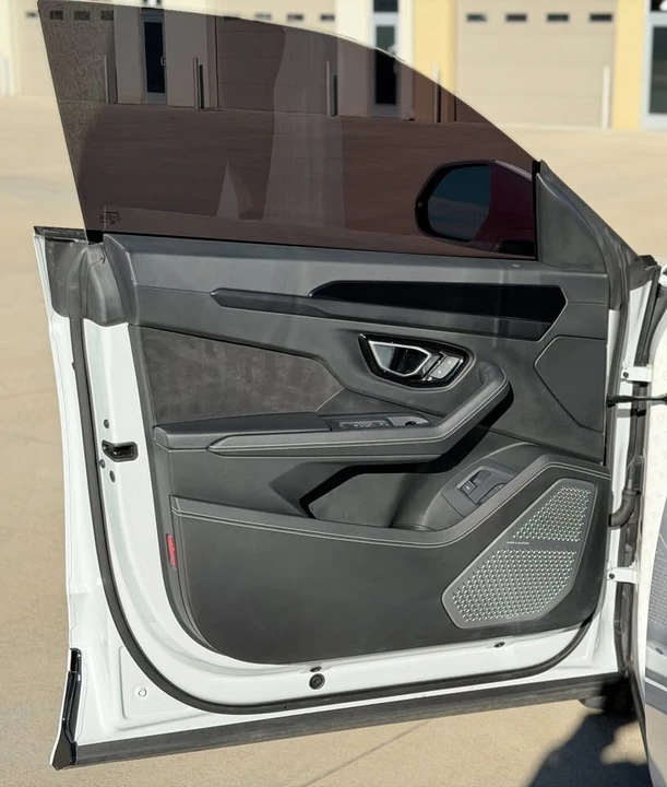 2021 Lamborghini Urus - Image 10 of 17