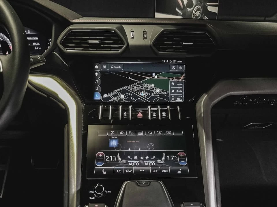 2021 Lamborghini Urus - Image 17 of 20