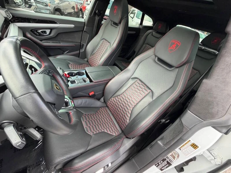 2021 Lamborghini Urus - Image 13 of 20