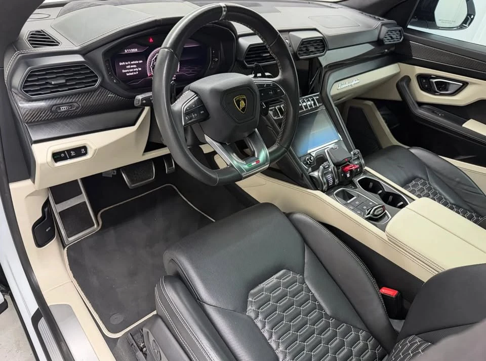 2021 Lamborghini Urus - Image 6 of 17