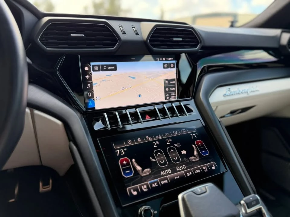 2021 Lamborghini Urus - Image 16 of 20