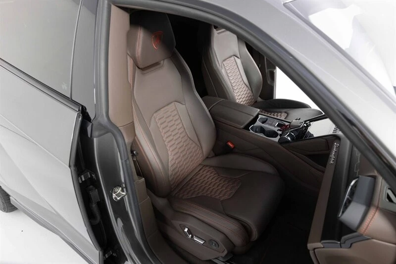 2021 Lamborghini Urus - Image 21 of 31