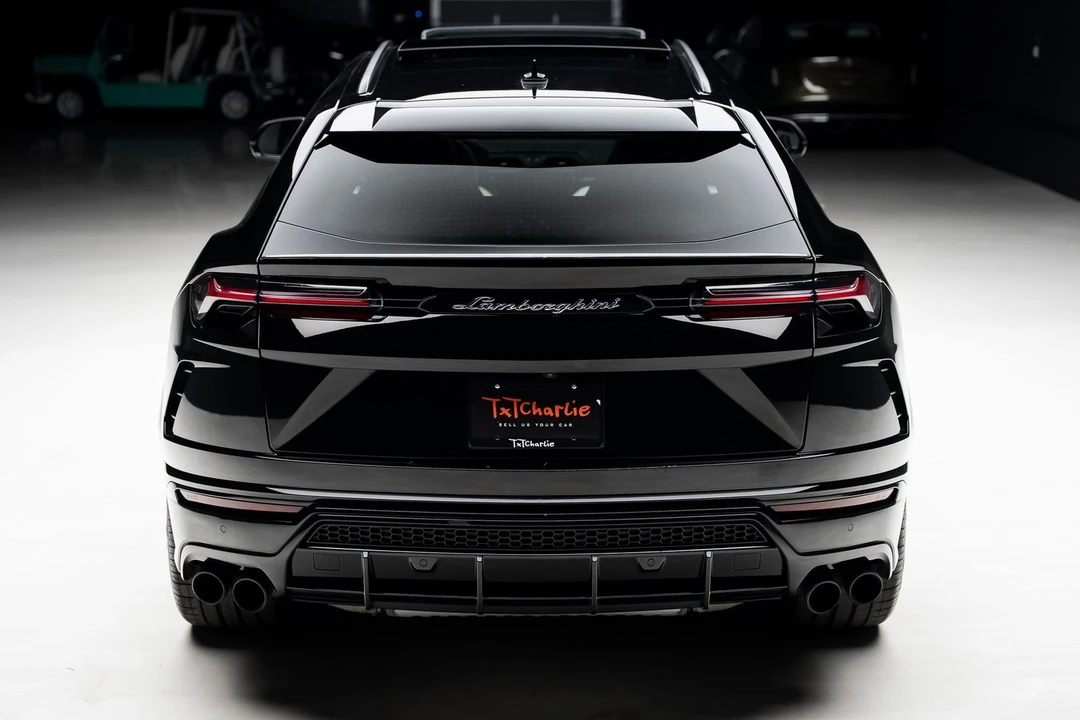 2021 Lamborghini Urus - Image 24 of 31