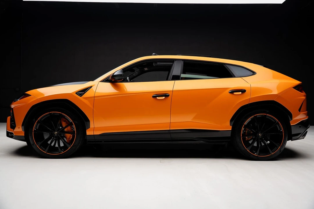 2021 Lamborghini Urus - Image 17 of 31