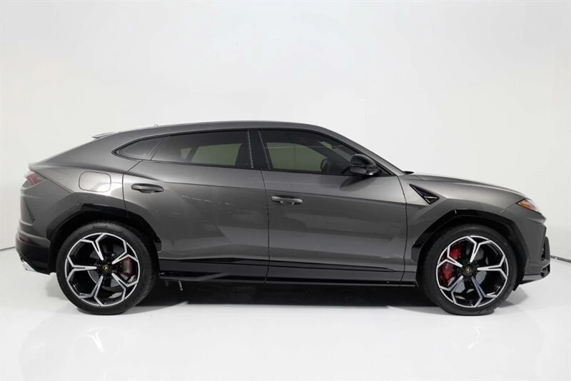 2021 Lamborghini Urus - Image 11 of 31