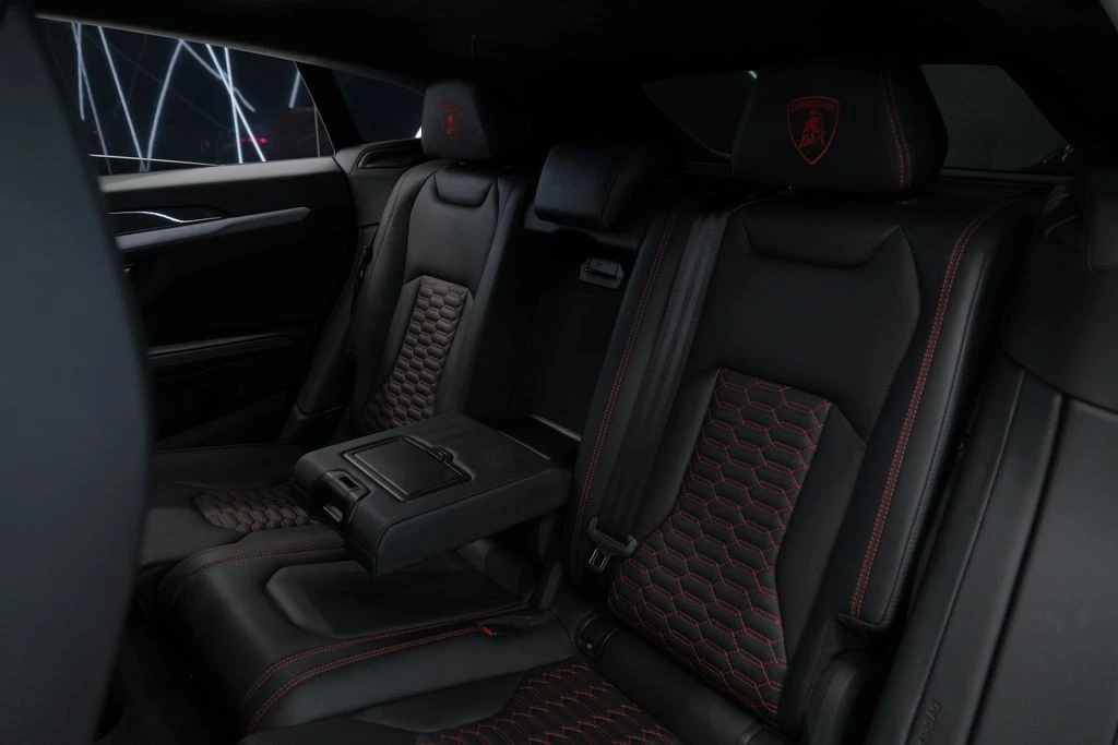 2021 Lamborghini Urus - Image 31 of 31