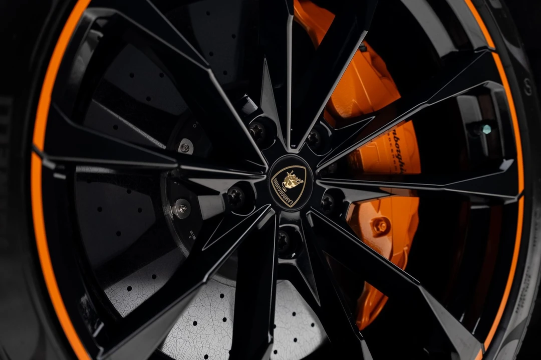 2021 Lamborghini Urus - Image 22 of 31