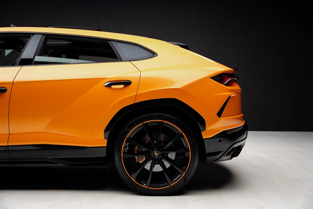 2021 Lamborghini Urus - Image 20 of 31