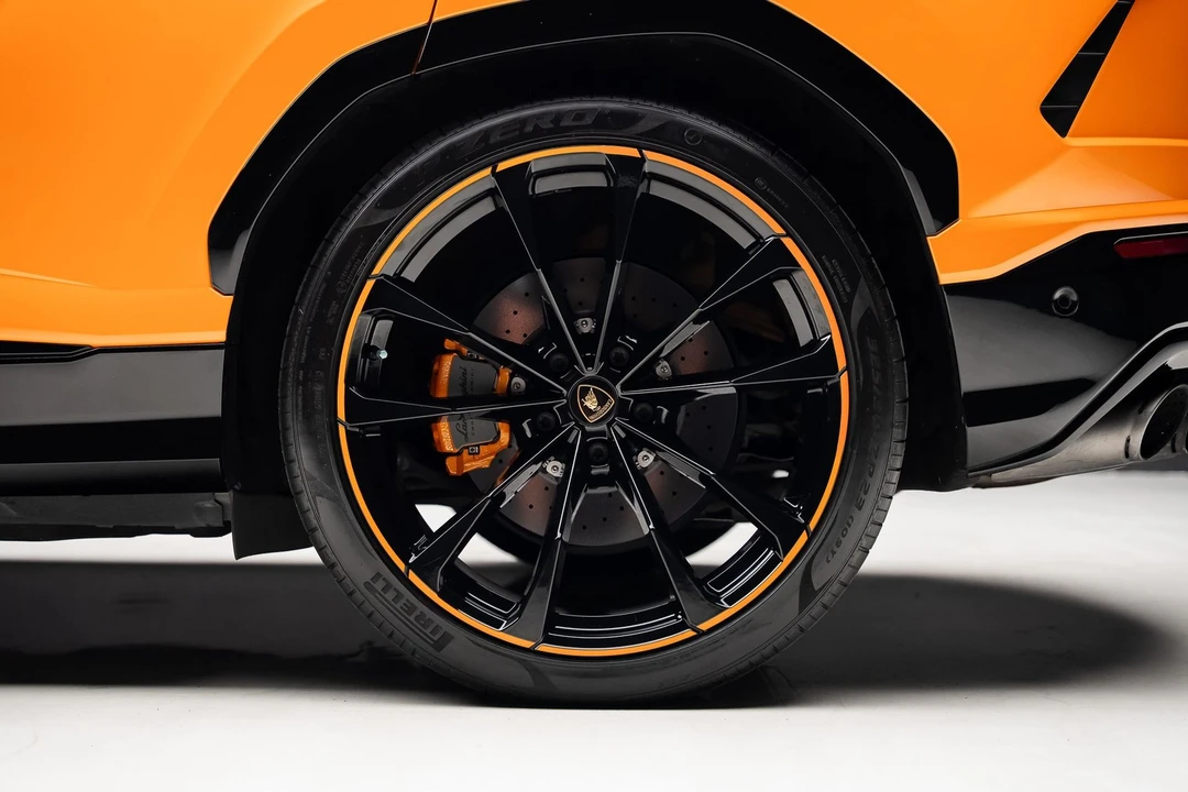 2021 Lamborghini Urus - Image 21 of 31