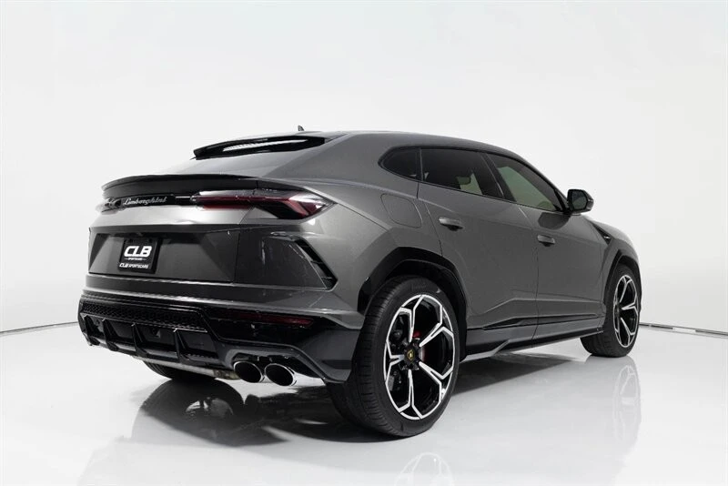 2021 Lamborghini Urus - Image 10 of 31