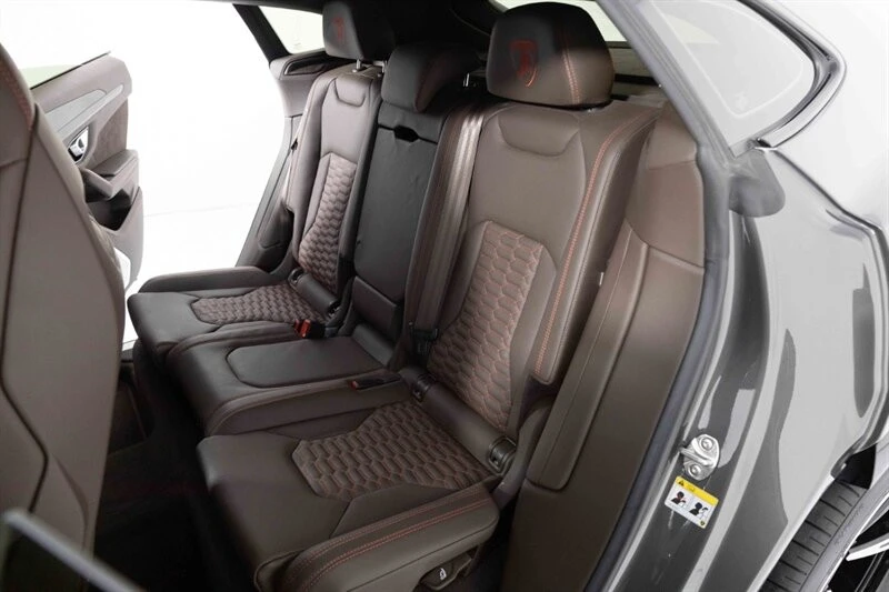 2021 Lamborghini Urus - Image 27 of 31