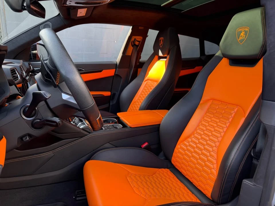 2021 Lamborghini Urus - Image 6 of 7