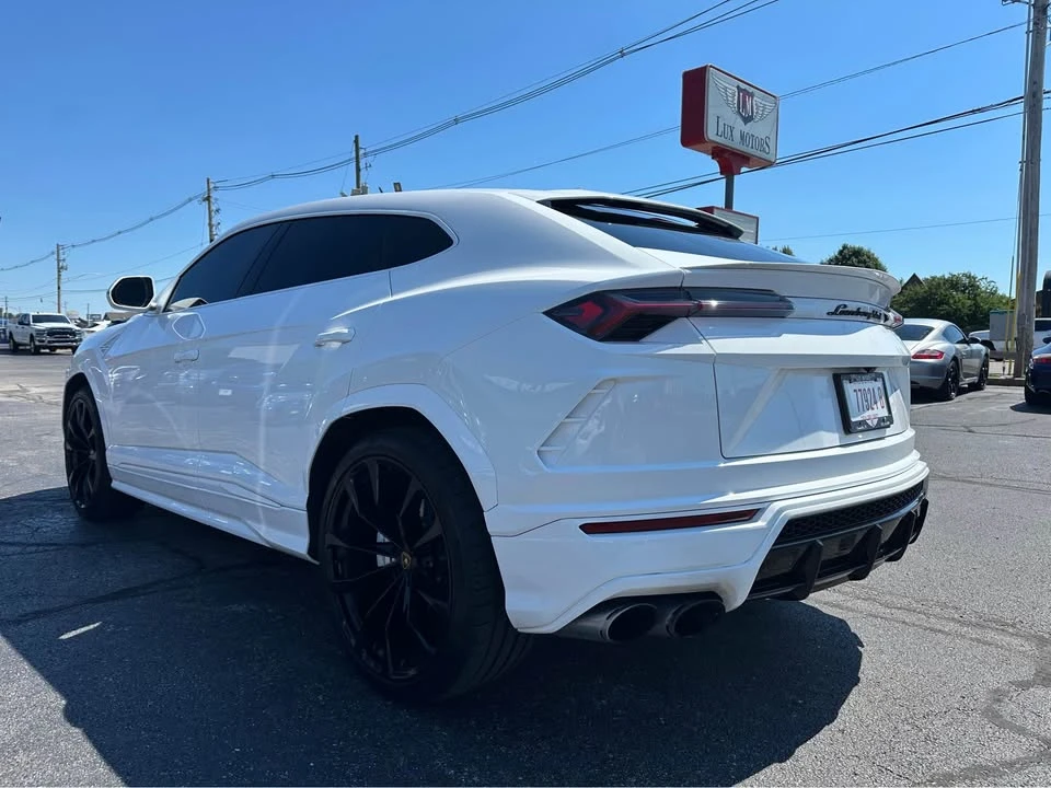 2021 Lamborghini Urus - Image 9 of 20