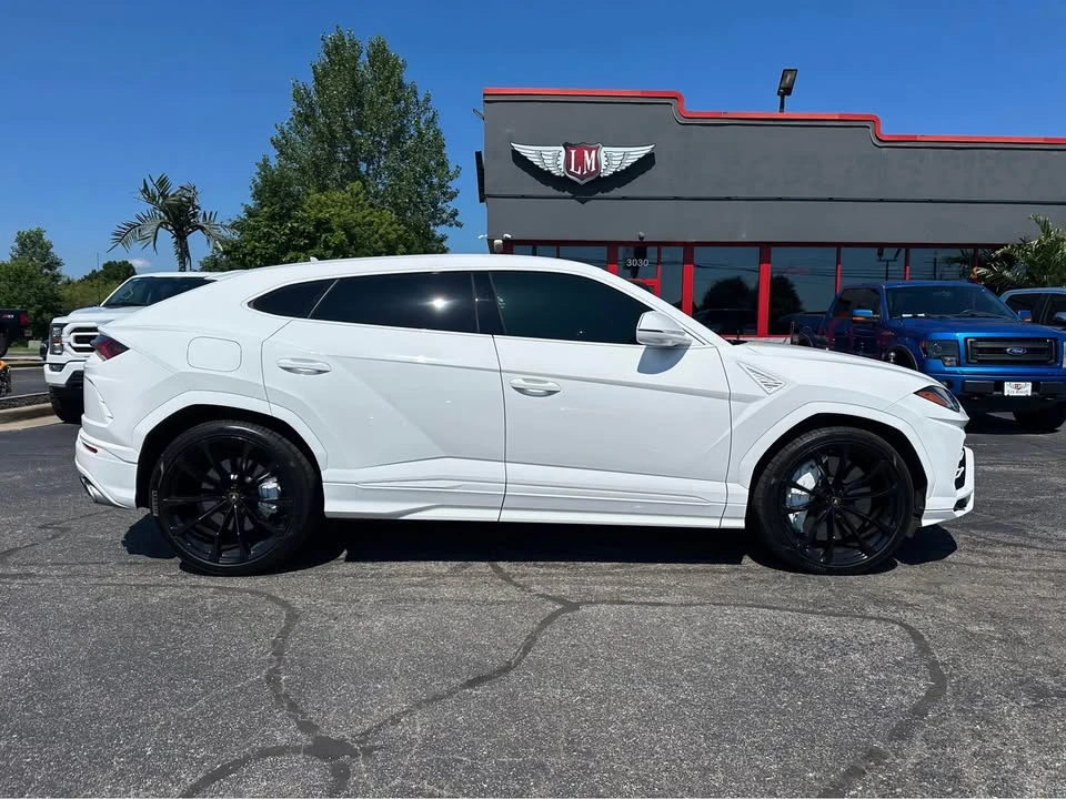 2021 Lamborghini Urus - Image 7 of 20