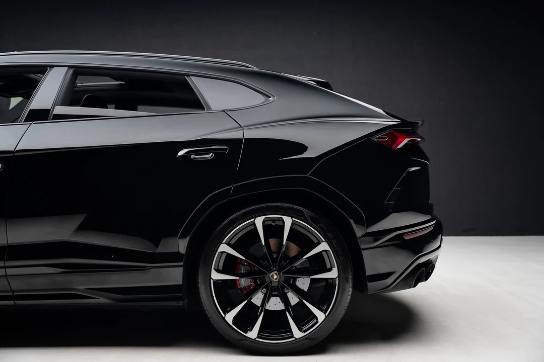 2021 Lamborghini Urus - Image 20 of 31