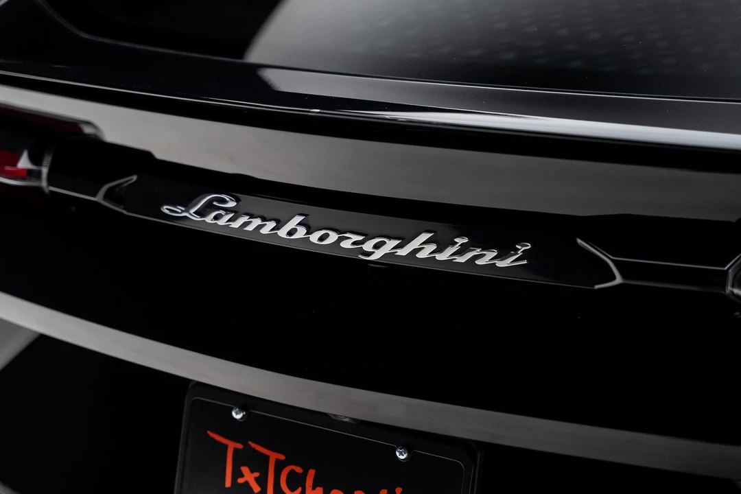 2021 Lamborghini Urus - Image 29 of 31