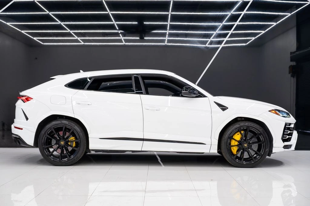 2021 Lamborghini Urus - Image 9 of 21