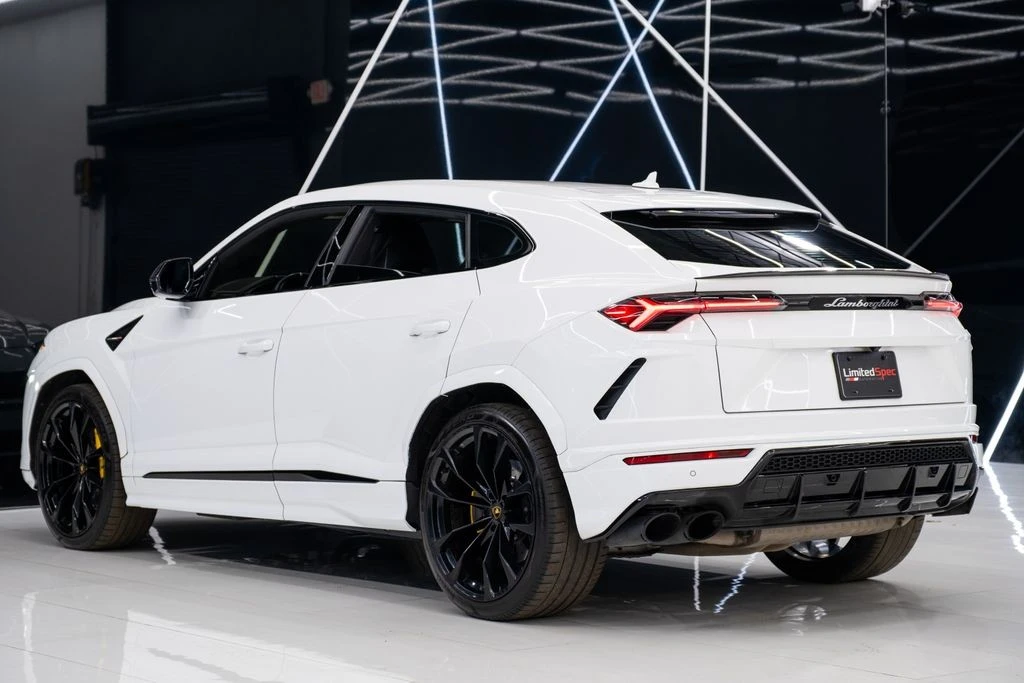 2021 Lamborghini Urus - Image 16 of 21