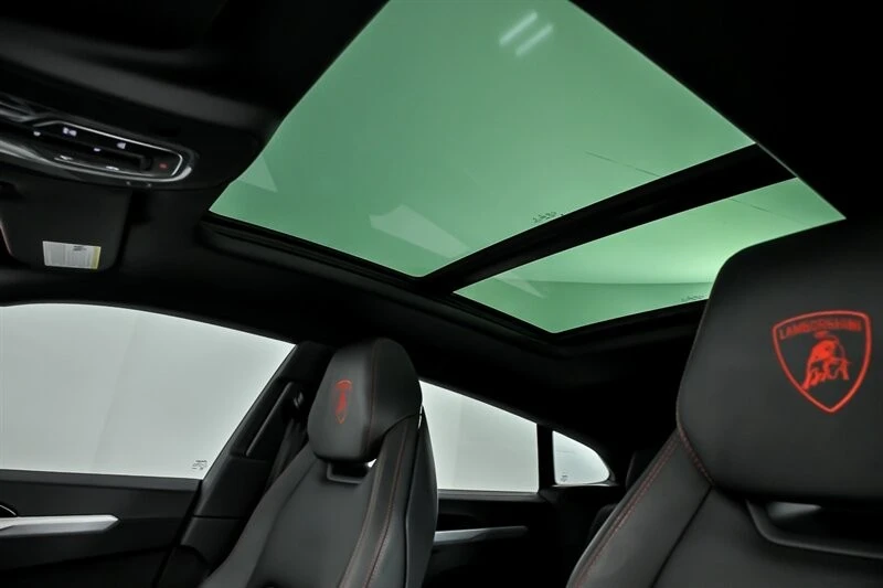 2021 Lamborghini Urus - Image 24 of 31