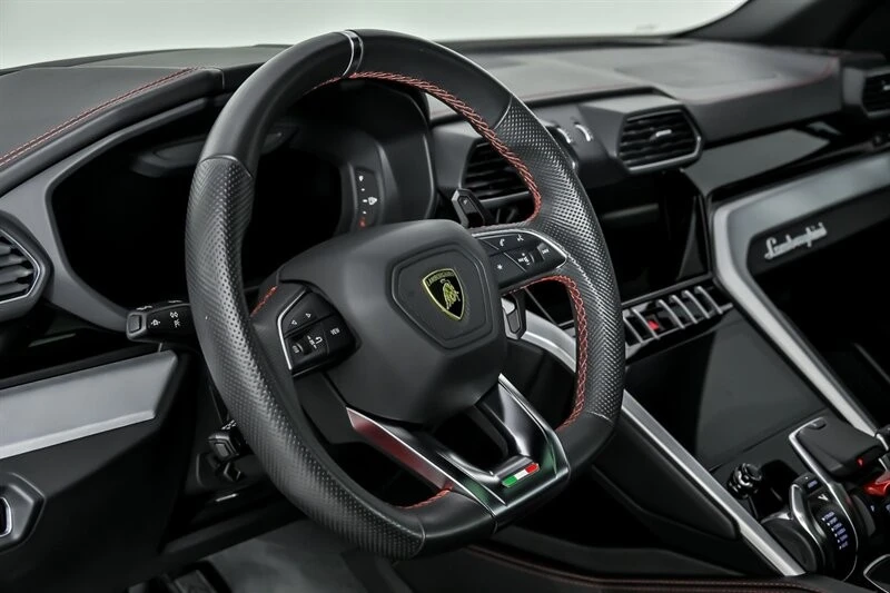 2021 Lamborghini Urus - Image 26 of 31