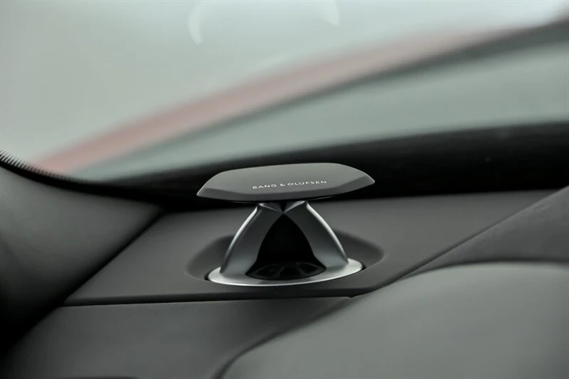 2021 Lamborghini Urus - Image 28 of 31
