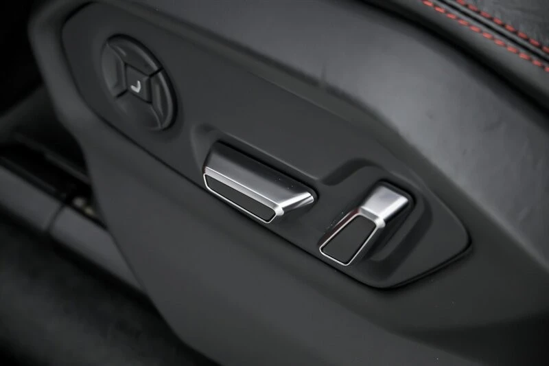2021 Lamborghini Urus - Image 27 of 31