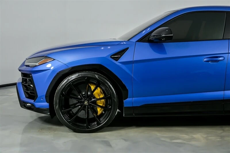 2021 Lamborghini Urus - Image 7 of 12
