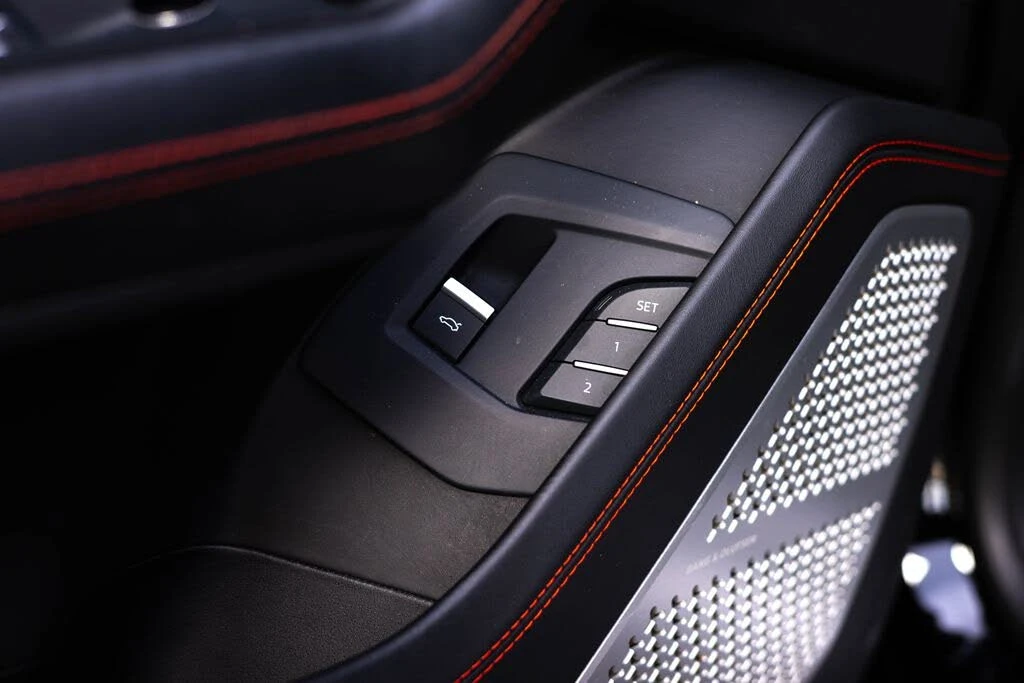 2021 Lamborghini Urus - Image 24 of 31