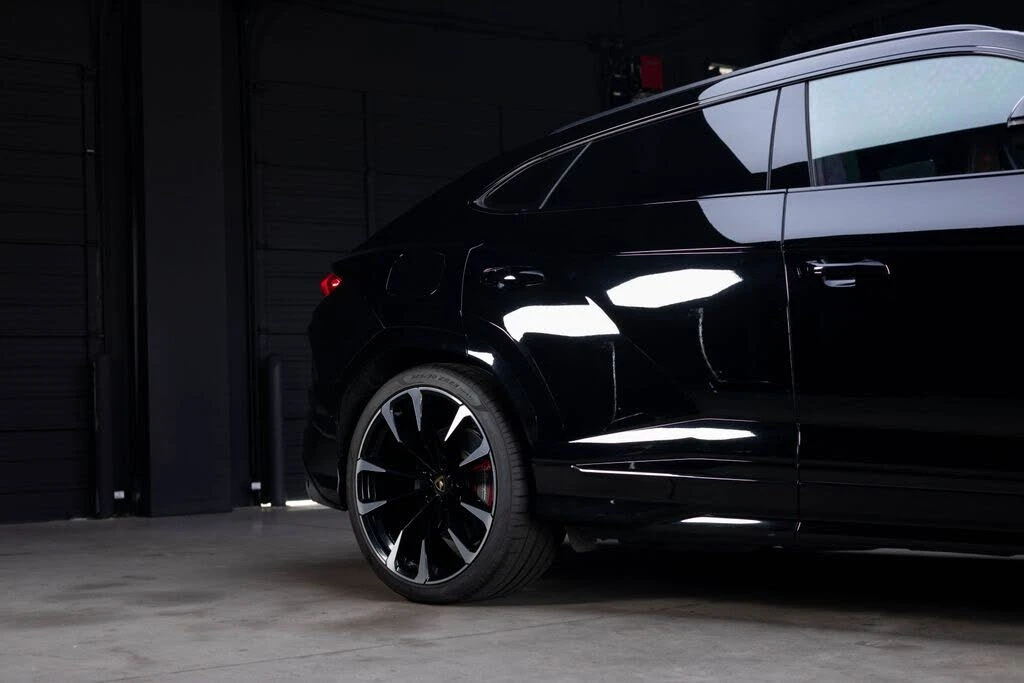 2021 Lamborghini Urus - Image 12 of 31