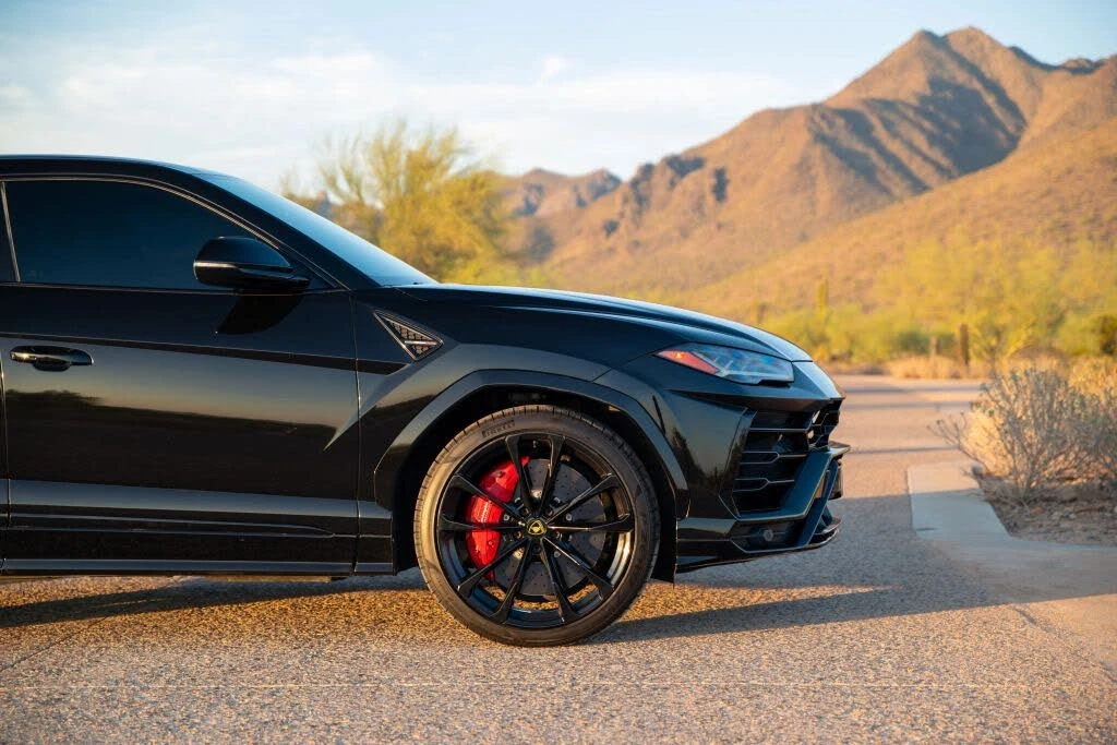 2021 Lamborghini Urus - Image 15 of 31
