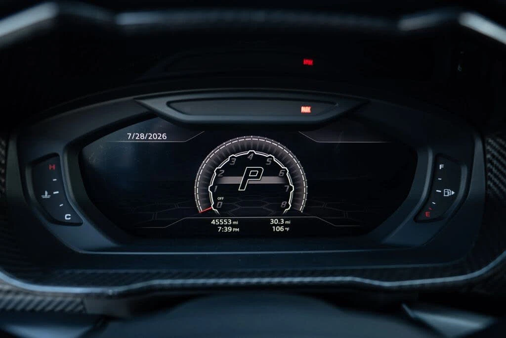2021 Lamborghini Urus - Image 23 of 31