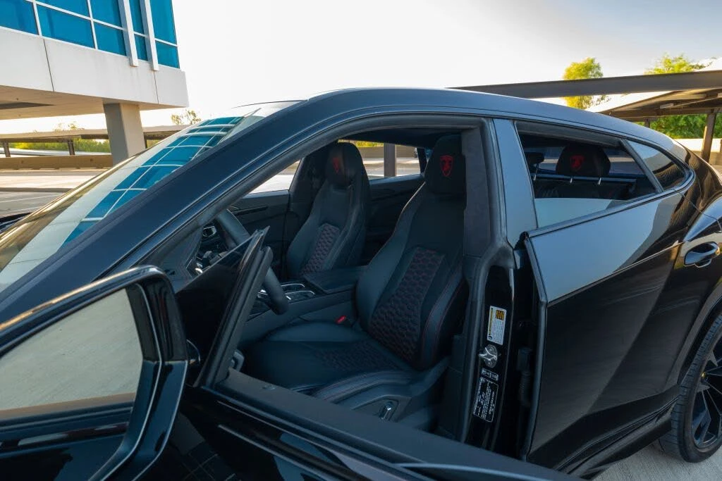 2021 Lamborghini Urus - Image 20 of 31
