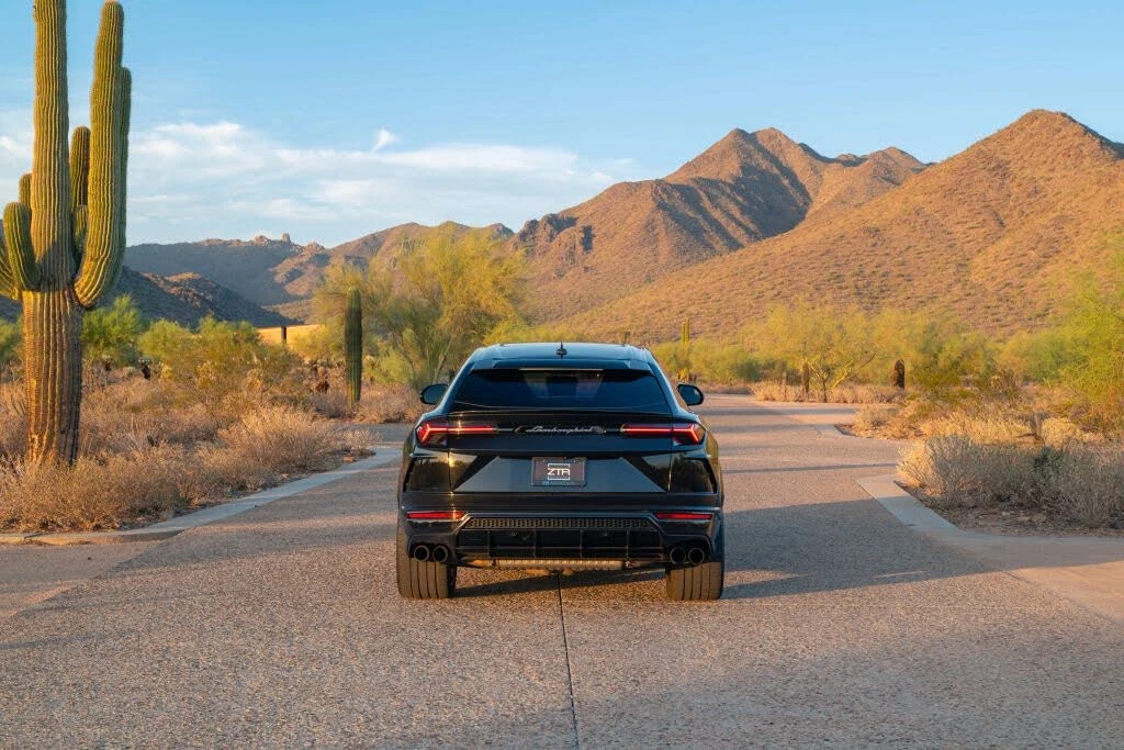 2021 Lamborghini Urus - Image 11 of 31