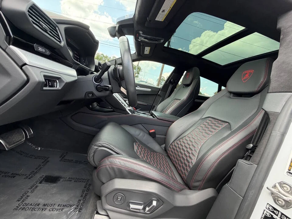 2021 Lamborghini Urus - Image 11 of 31