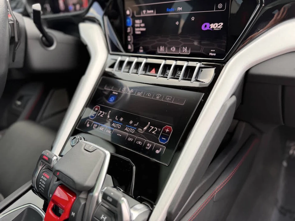 2021 Lamborghini Urus - Image 30 of 31